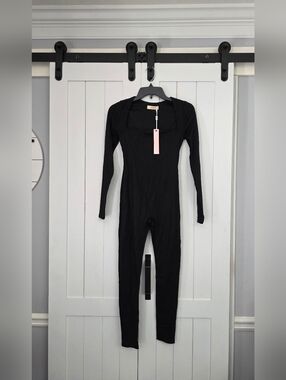 QINSEN Square Neck Long Sleeve Full Length Legging Jumpsuit. NEW!